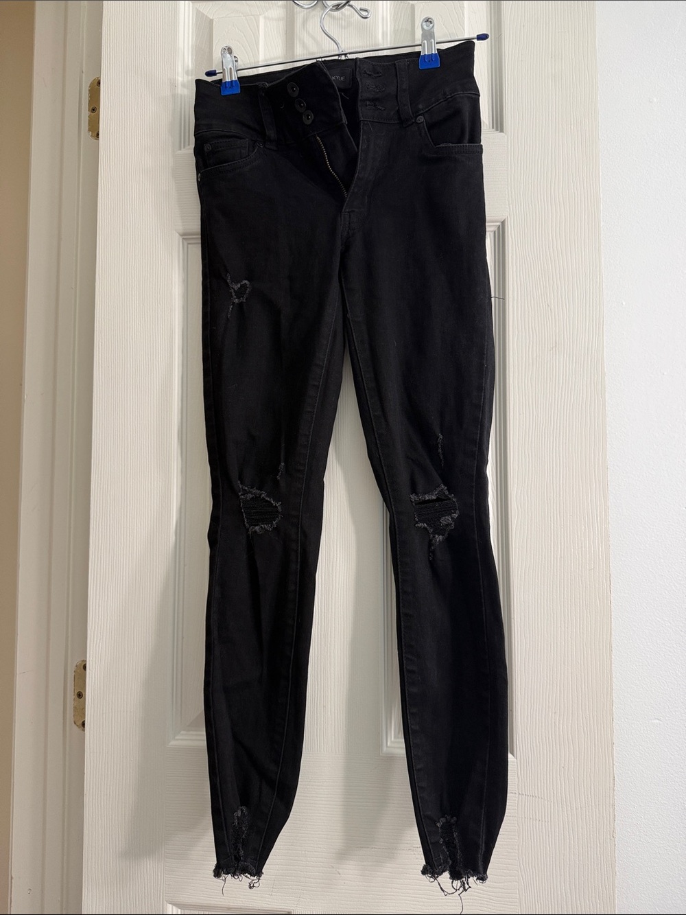 Kendall & Kylie Black High-Rise Skinny Jeans